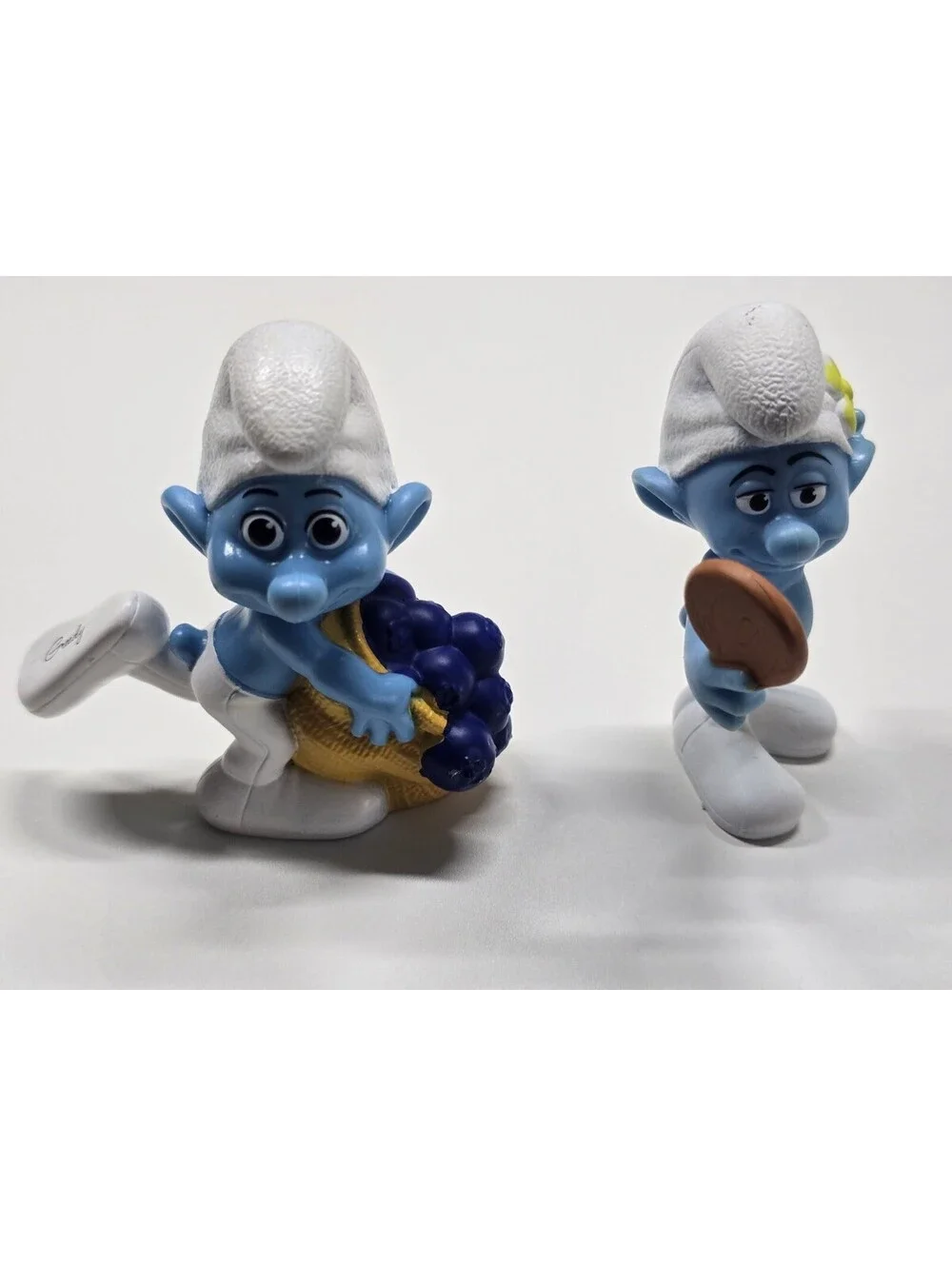 2011 Peyo VANITY & GREEDY Smurf Action Figure - McDonald’s Meal Toy